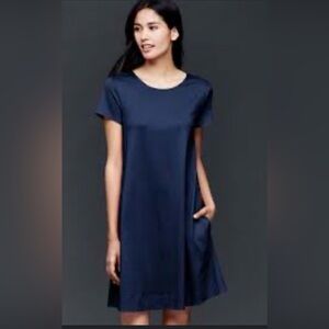 Uniqlo Deep Navy Shift Dress with Pockets - Size L